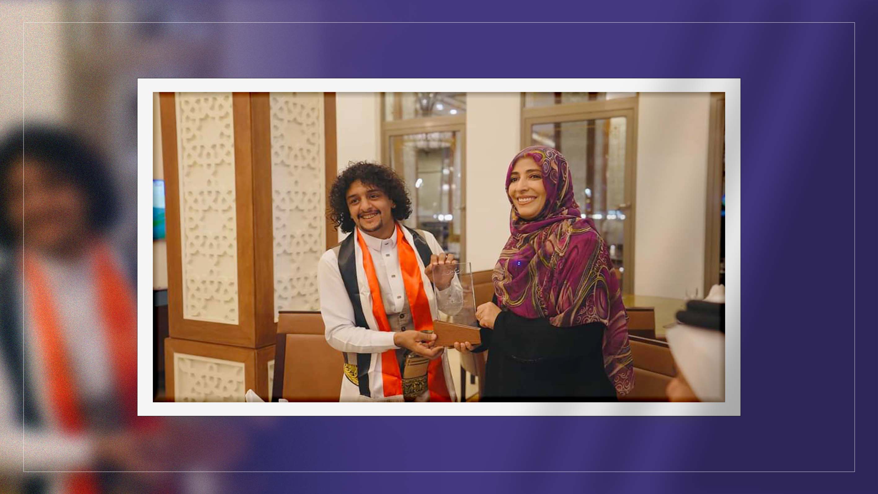 Nobel laureate honors Yemeni drum player